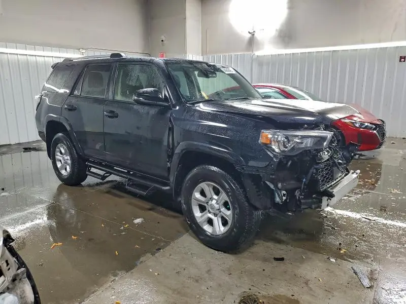 2022 TOYOTA 4RUNNER SR5/SR5 PREMIUM  