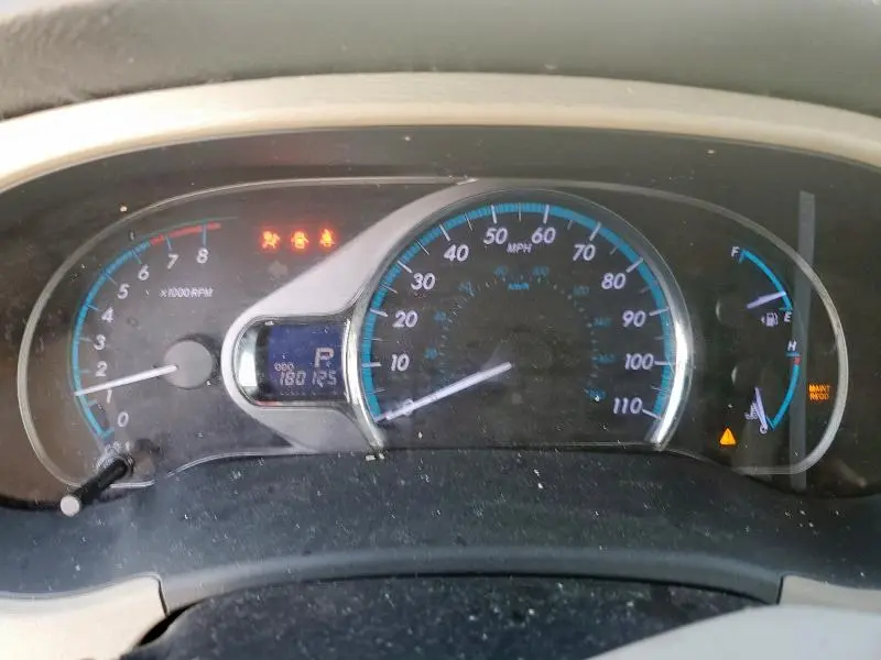 2012 TOYOTA SIENNA XLE  