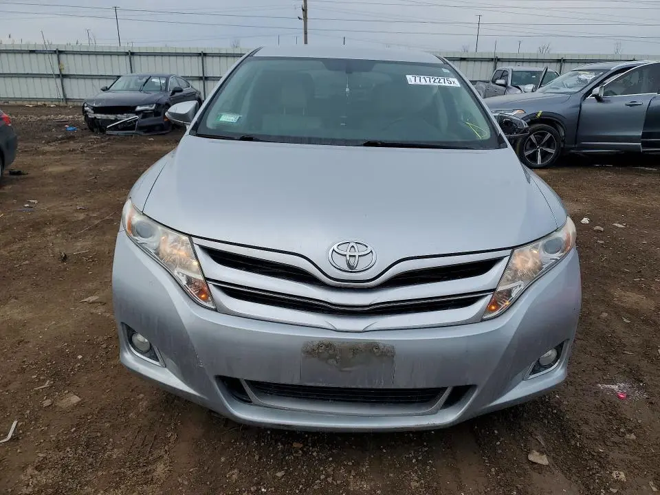 2015 TOYOTA VENZA LE  