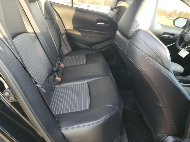 2024 TOYOTA COROLLA XSE  