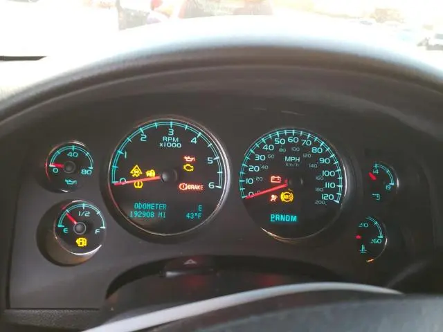 2011 CHEVROLET TAHOE C1500  LS  