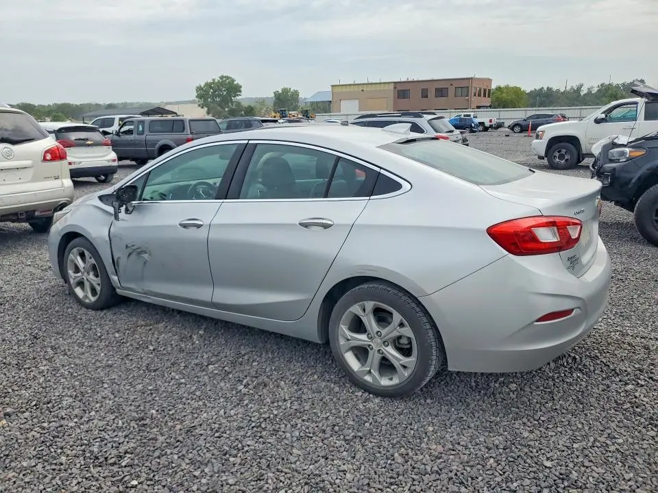 2017 CHEVROLET CRUZE PREMIER  