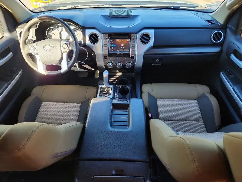 2015 TOYOTA TUNDRA SR5  