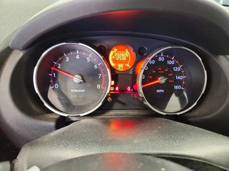 2010 NISSAN ROGUE S  