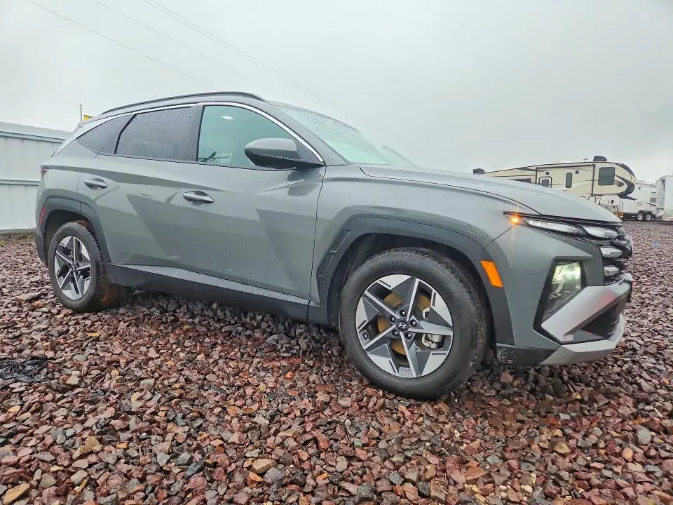 2025 HYUNDAI TUCSON SEL  