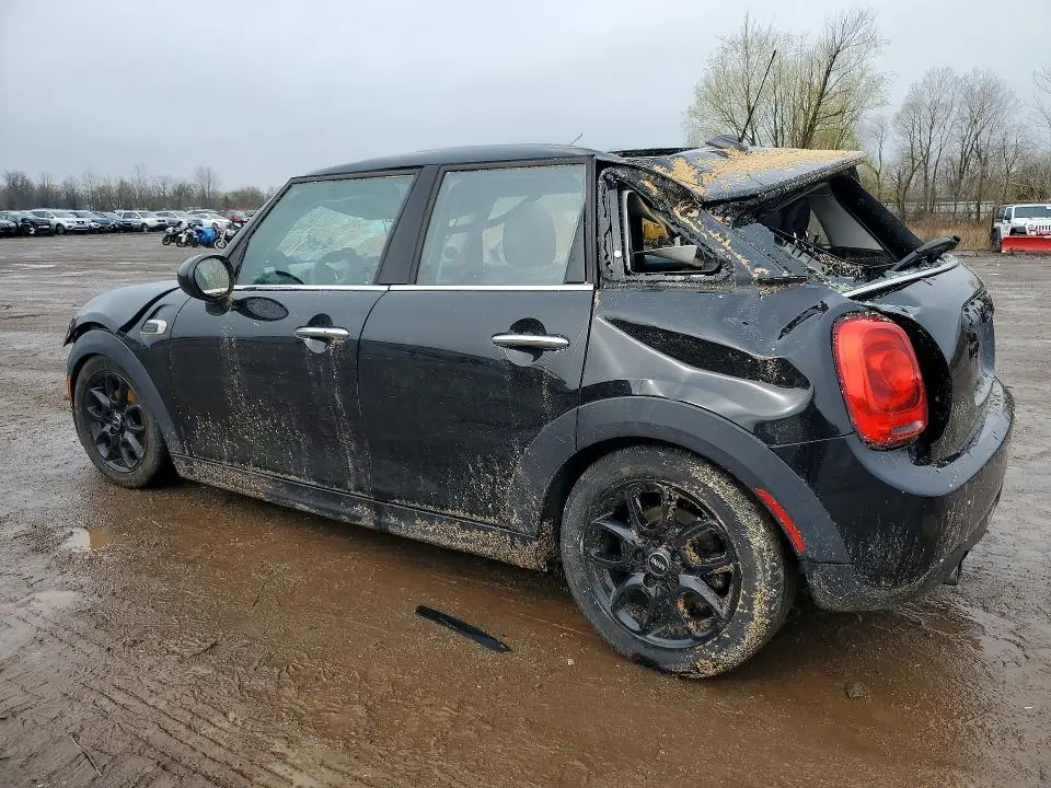 2017 MINI COOPER   