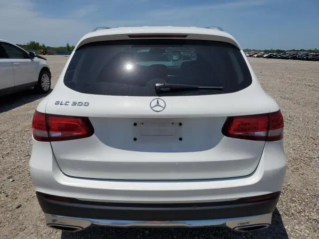 2016 MERCEDES-BENZ GLC 300  