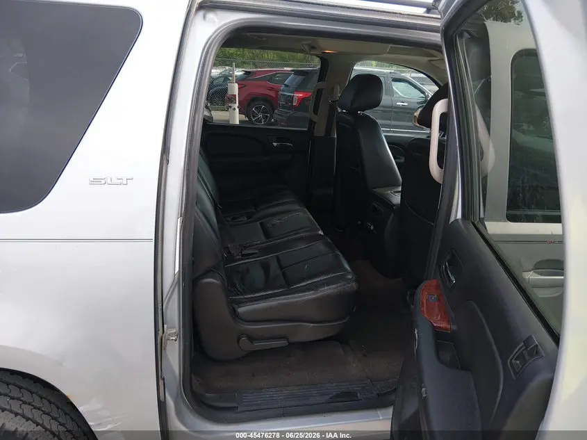 2013 GMC YUKON XL 1500 SLT