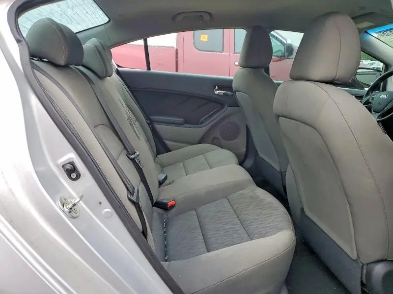2015 KIA FORTE LX  