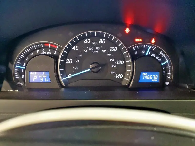 2014 TOYOTA CAMRY L  