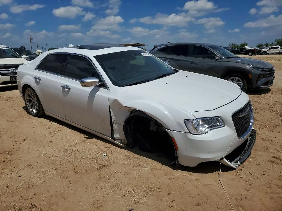 2016 CHRYSLER 300C PLATINUM  