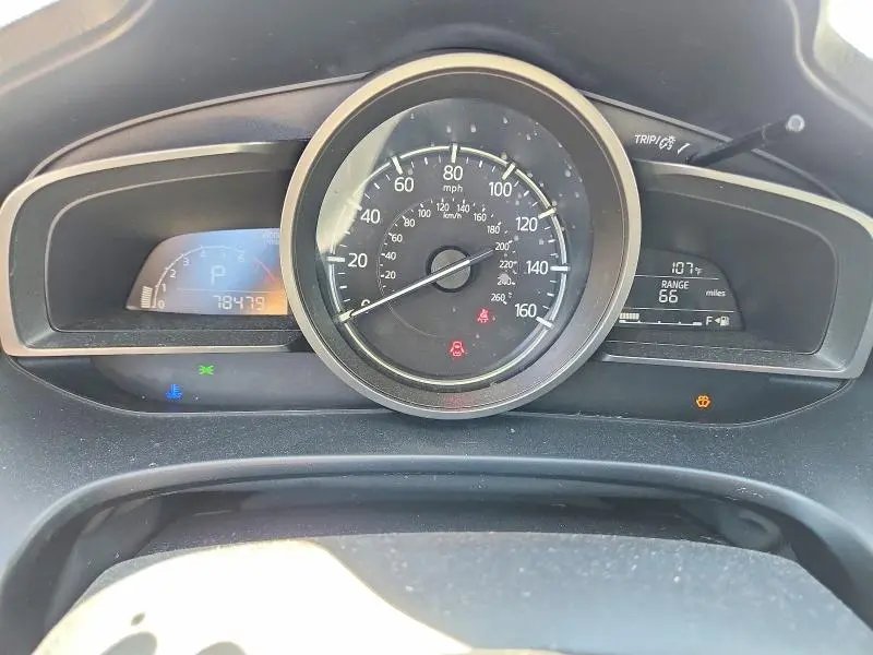 2018 MAZDA 3 TOURING  