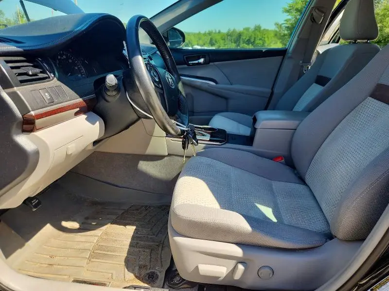 2012 TOYOTA CAMRY XLE  