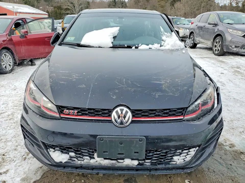 2021 VOLKSWAGEN GTI S  