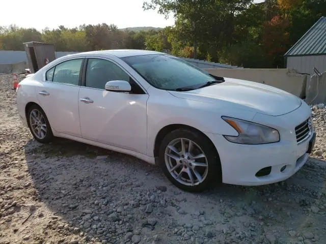2010 NISSAN MAXIMA S