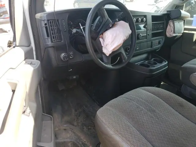 2017 GMC SAVANA G2500  