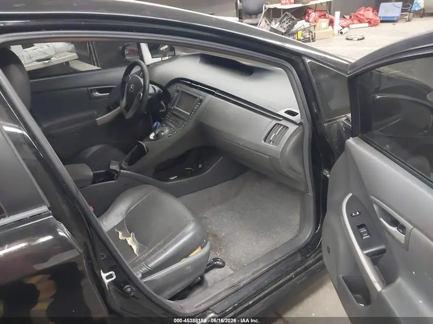 2011 TOYOTA PRIUS FOUR