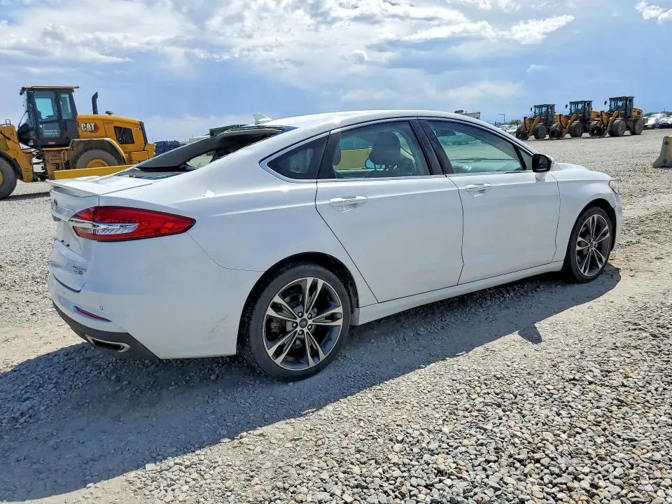 2020 FORD FUSION TITANIUM  
