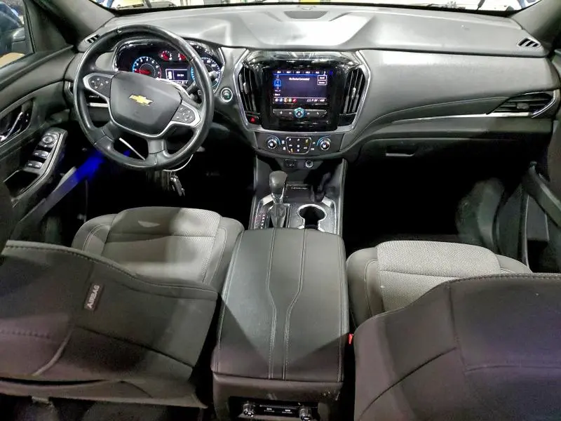2023 CHEVROLET TRAVERSE LT  