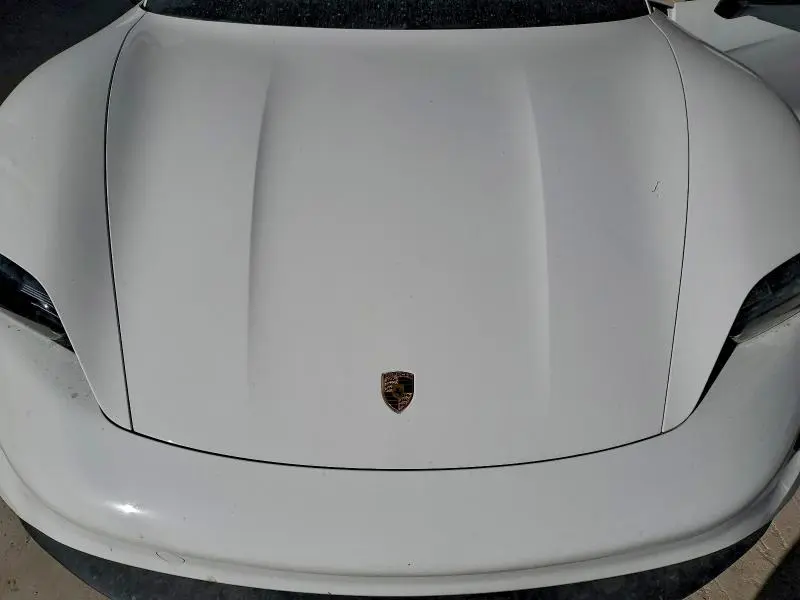 2022 PORSCHE TAYCAN   