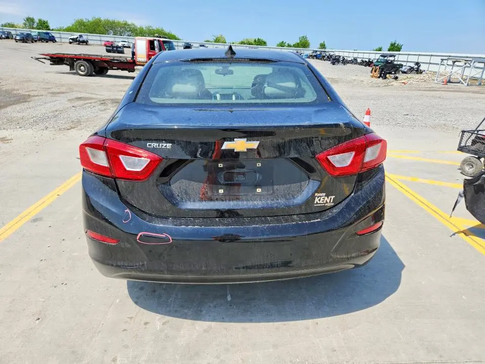 2018 CHEVROLET CRUZE LS  