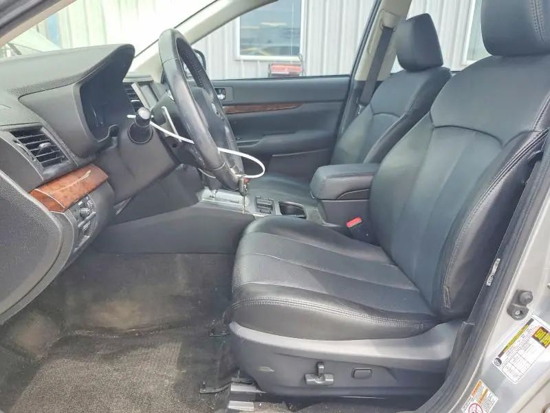 2013 SUBARU LEGACY 3.6R LIMITED  