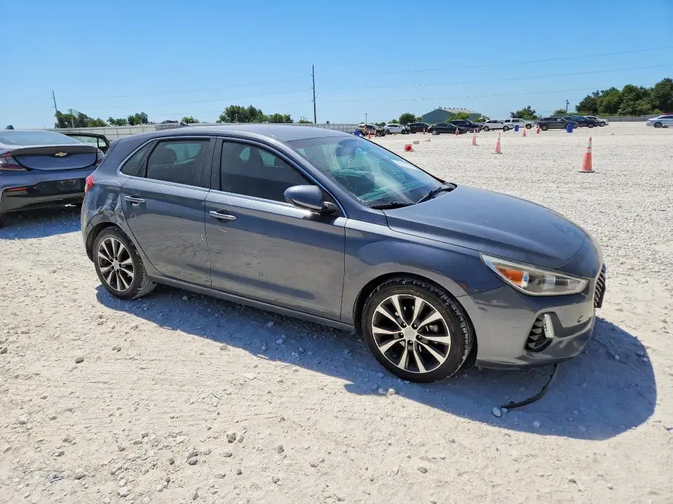 2018 HYUNDAI ELANTRA GT BASE  