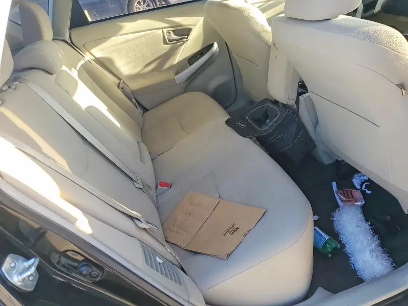 2015 TOYOTA PRIUS THREE  
