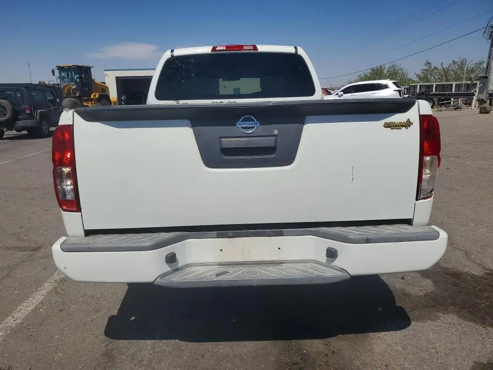 2017 NISSAN FRONTIER S  