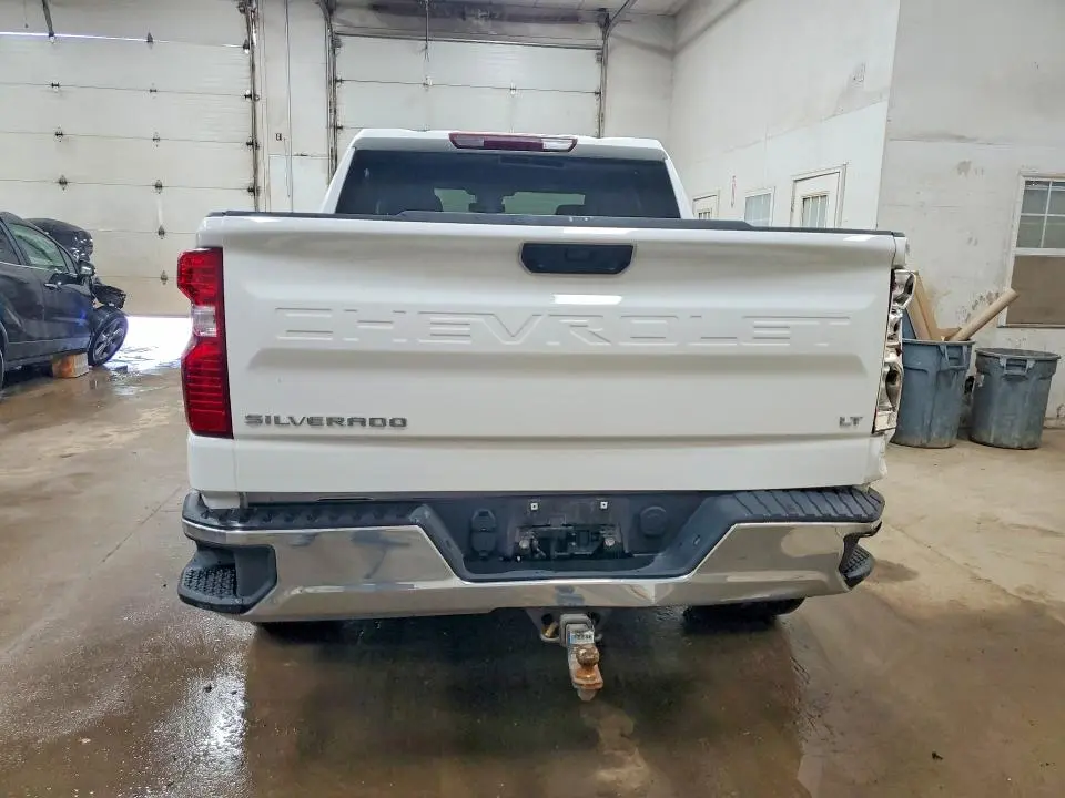 2025 CHEVROLET SILVERADO K1500 LT  