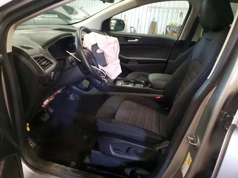 2020 FORD EDGE SE  