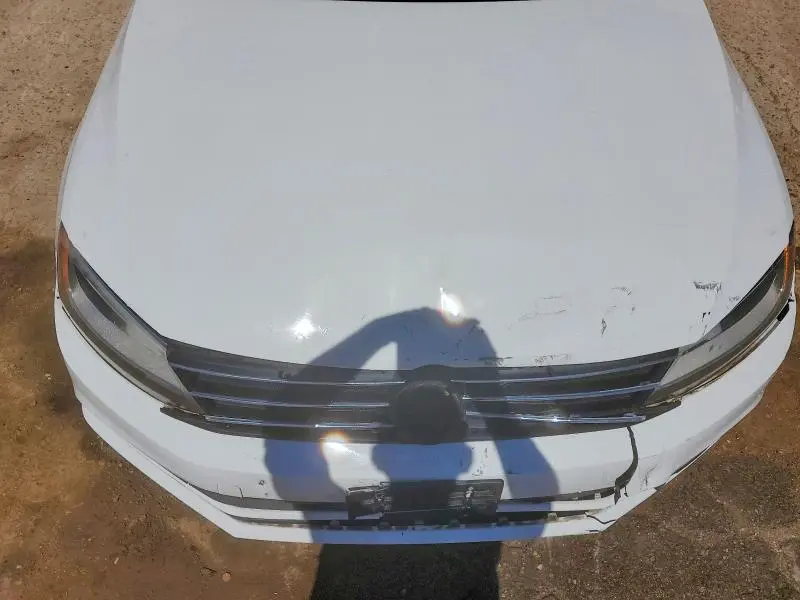 2015 VOLKSWAGEN JETTA SE  