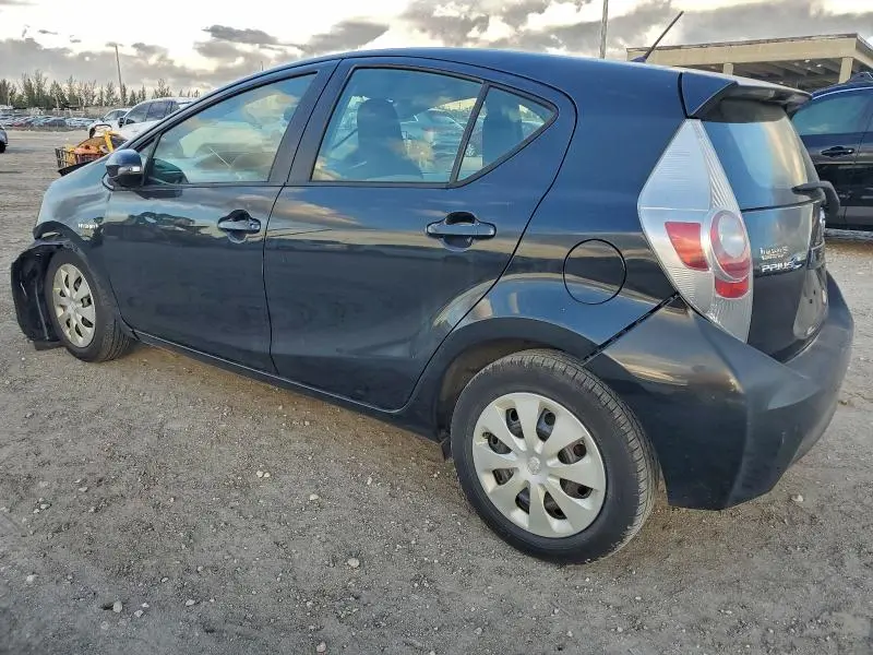 2014 TOYOTA PRIUS C   