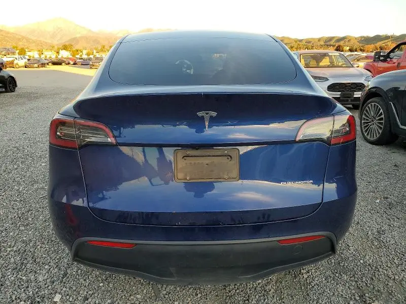 2024 TESLA MODEL Y   