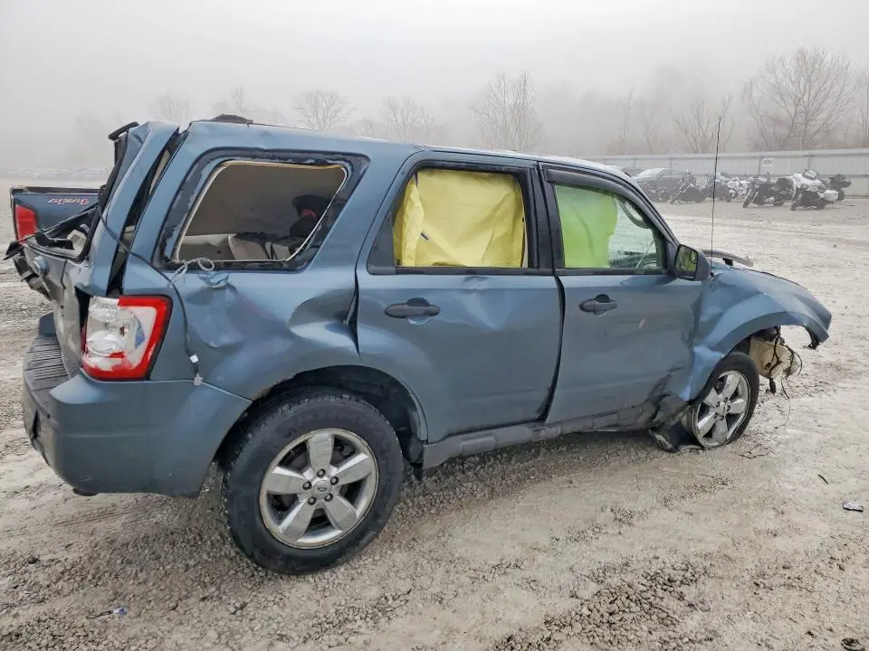 2010 FORD ESCAPE XLT  