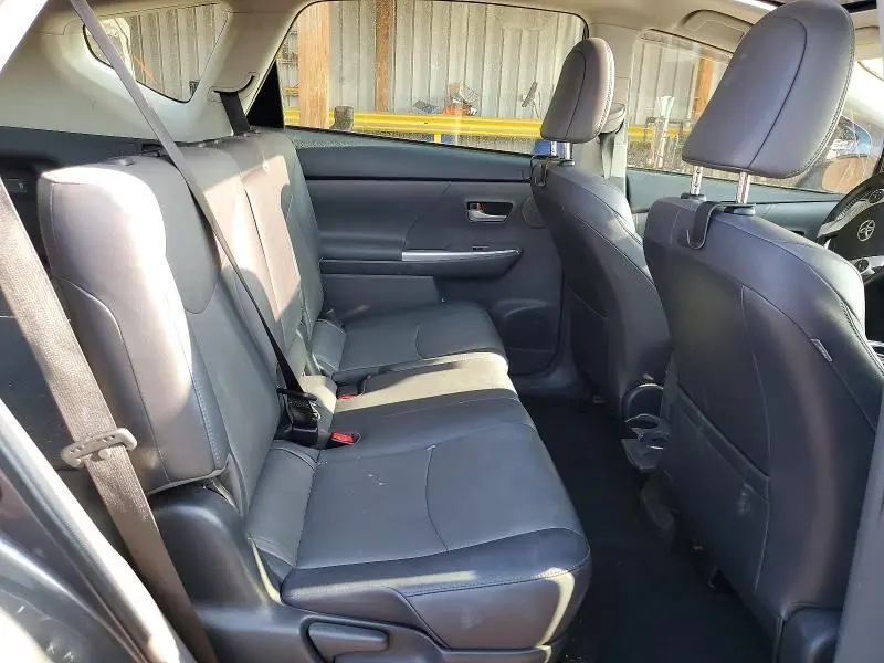 2013 TOYOTA PRIUS V FIVE  
