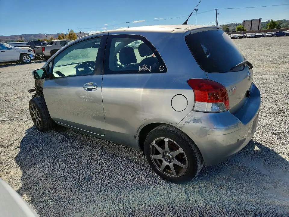 2010 TOYOTA YARIS BASE  