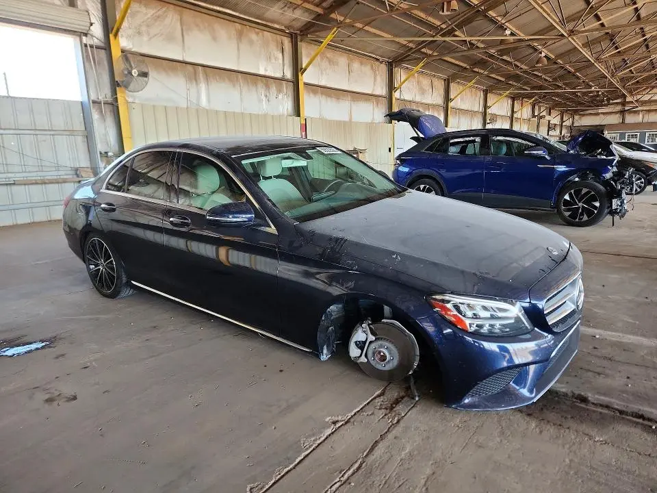 2019 MERCEDES-BENZ C 300  