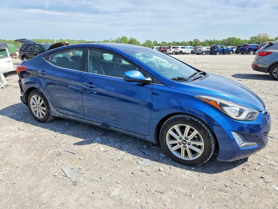 2015 HYUNDAI ELANTRA SE  