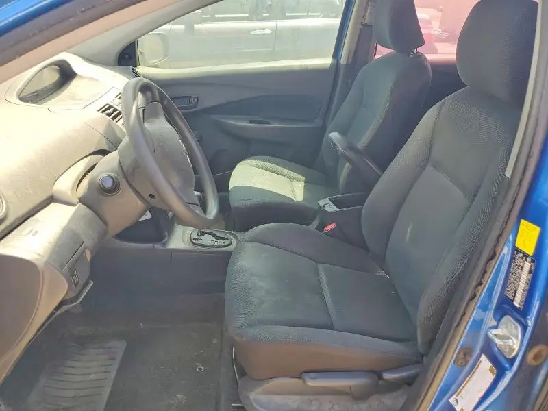 2010 TOYOTA YARIS BASE  