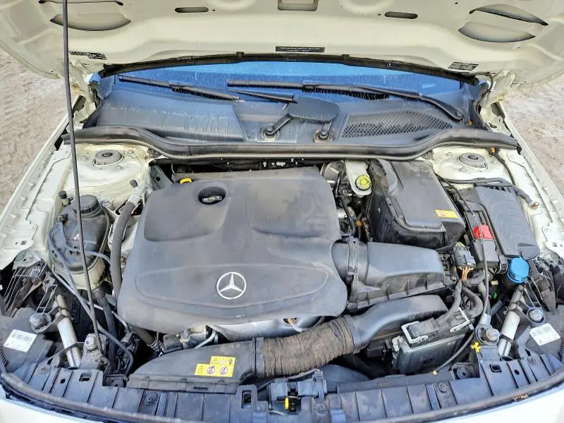 2016 MERCEDES-BENZ GLA 250  