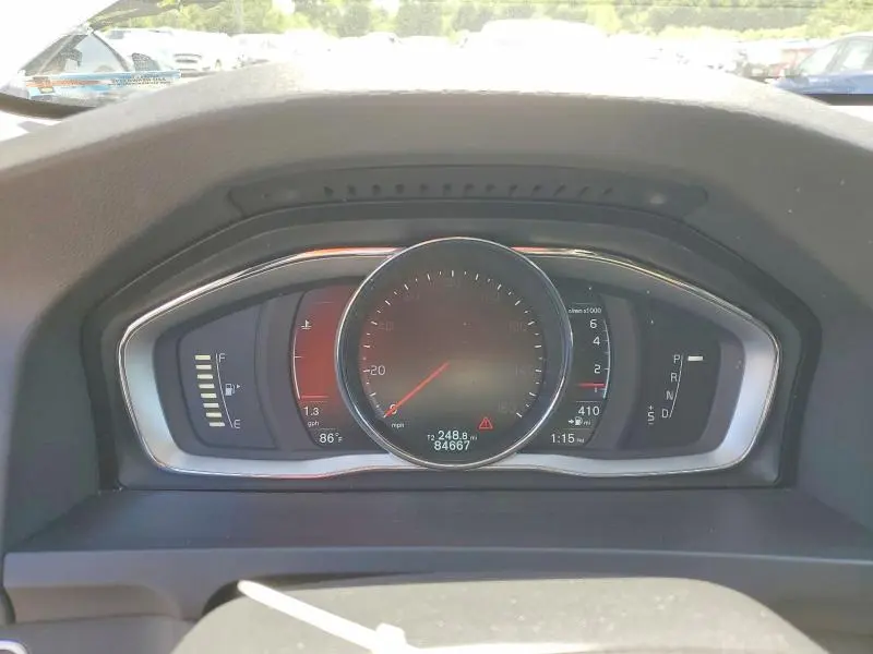 2016 VOLVO V60 T5 PREMIER  