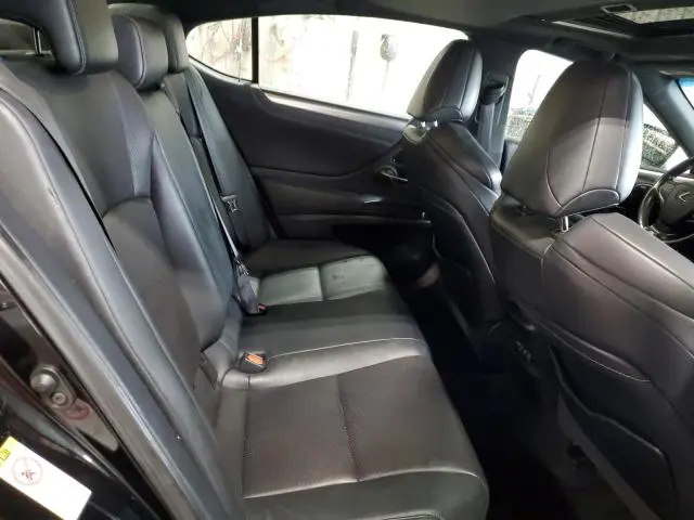 2019 LEXUS ES 350  
