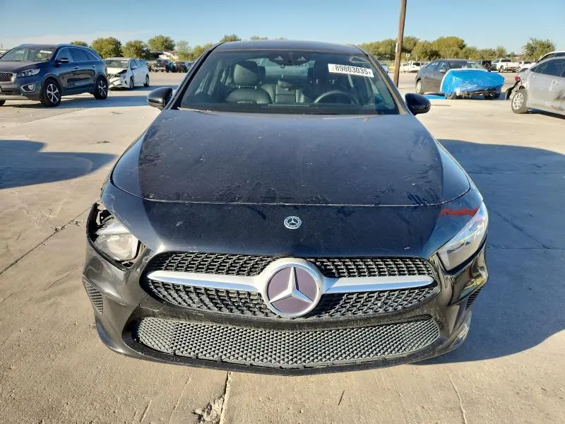 2019 MERCEDES-BENZ A 220  