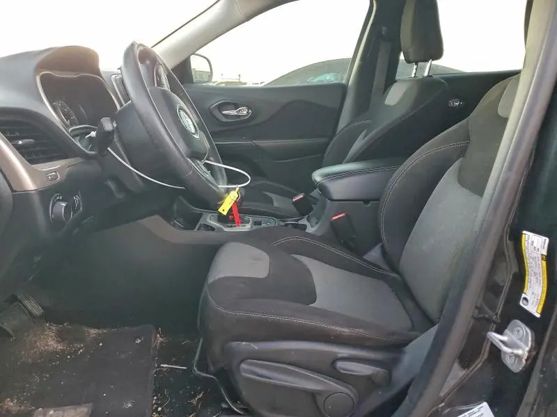 2014 JEEP CHEROKEE SPORT  