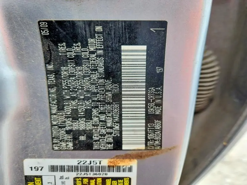 2010 TOYOTA TUNDRA GRADE  