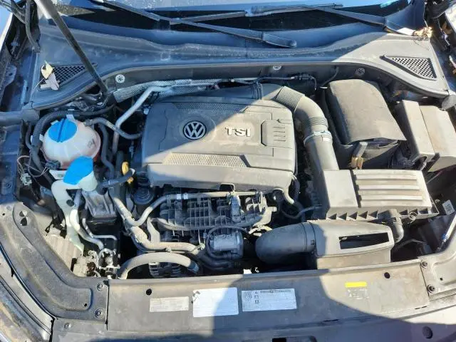 2017 VOLKSWAGEN PASSAT SE  