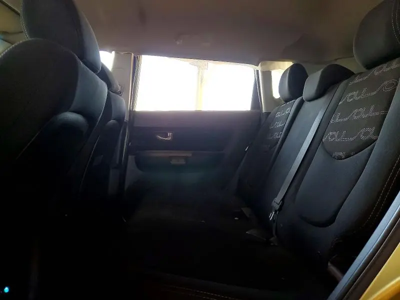 2013 KIA SOUL +  