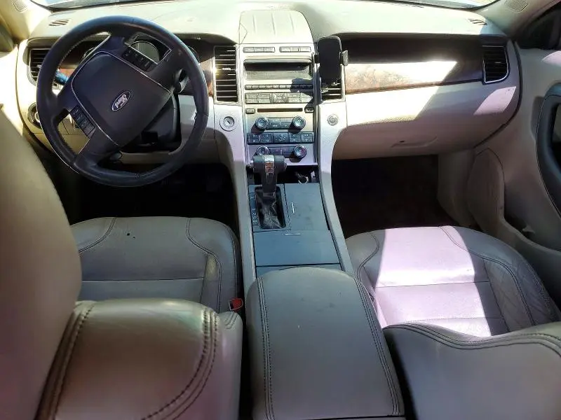 2011 FORD TAURUS SEL  