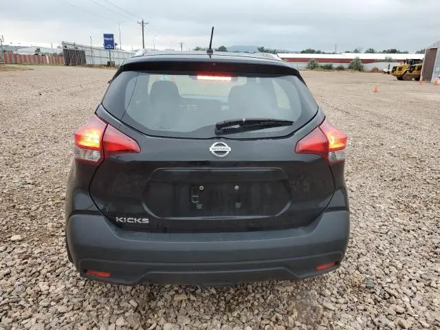 2018 NISSAN KICKS S  